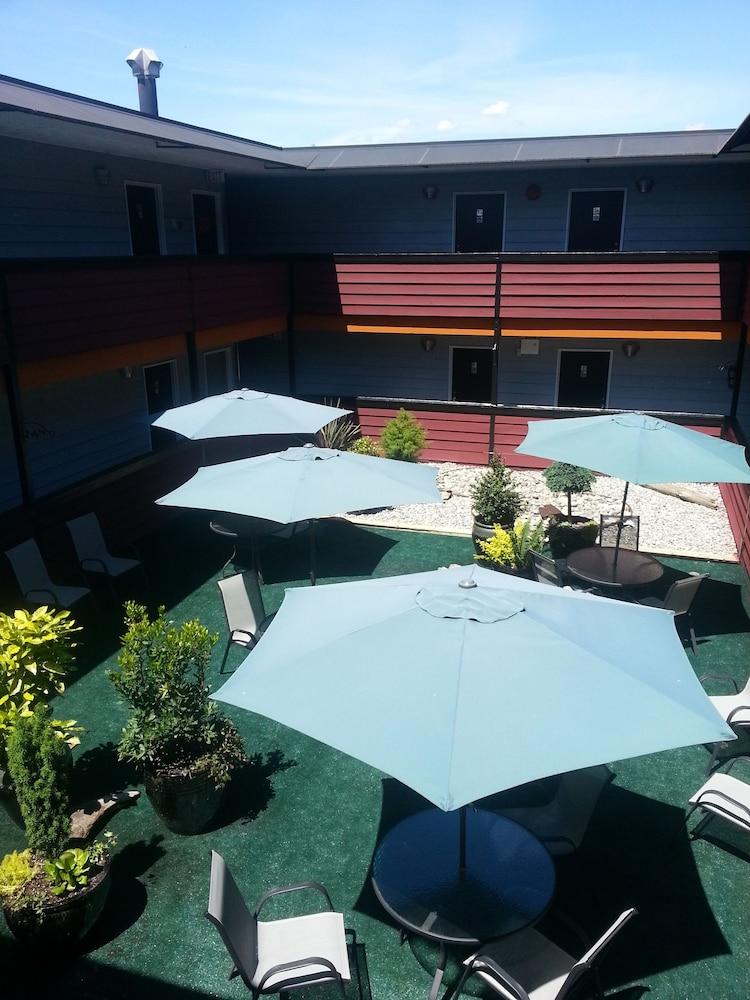 401 Inn Burnaby Bagian luar foto