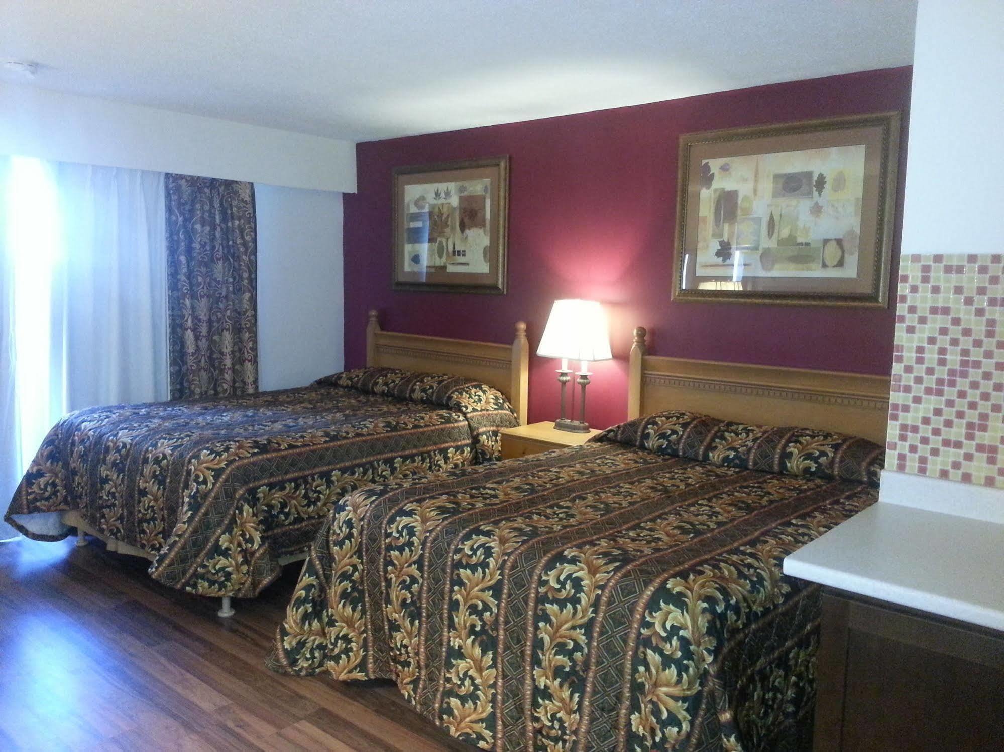 401 Inn Burnaby Bagian luar foto
